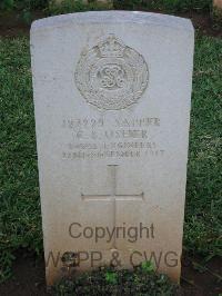 Dar Es Salaam War Cemetery - Usher, C B